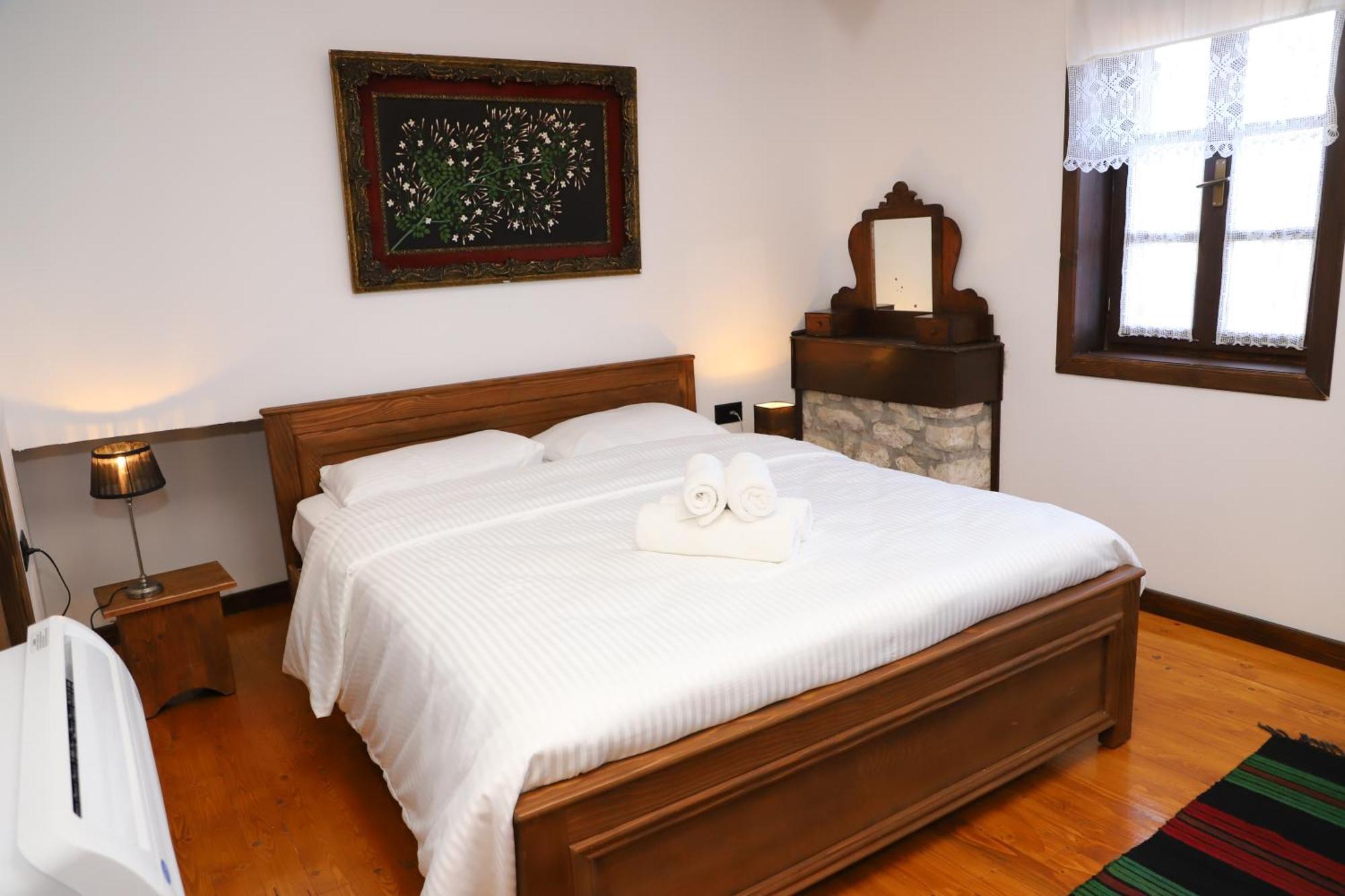Vila Art Berat Castle Zewnętrze zdjęcie