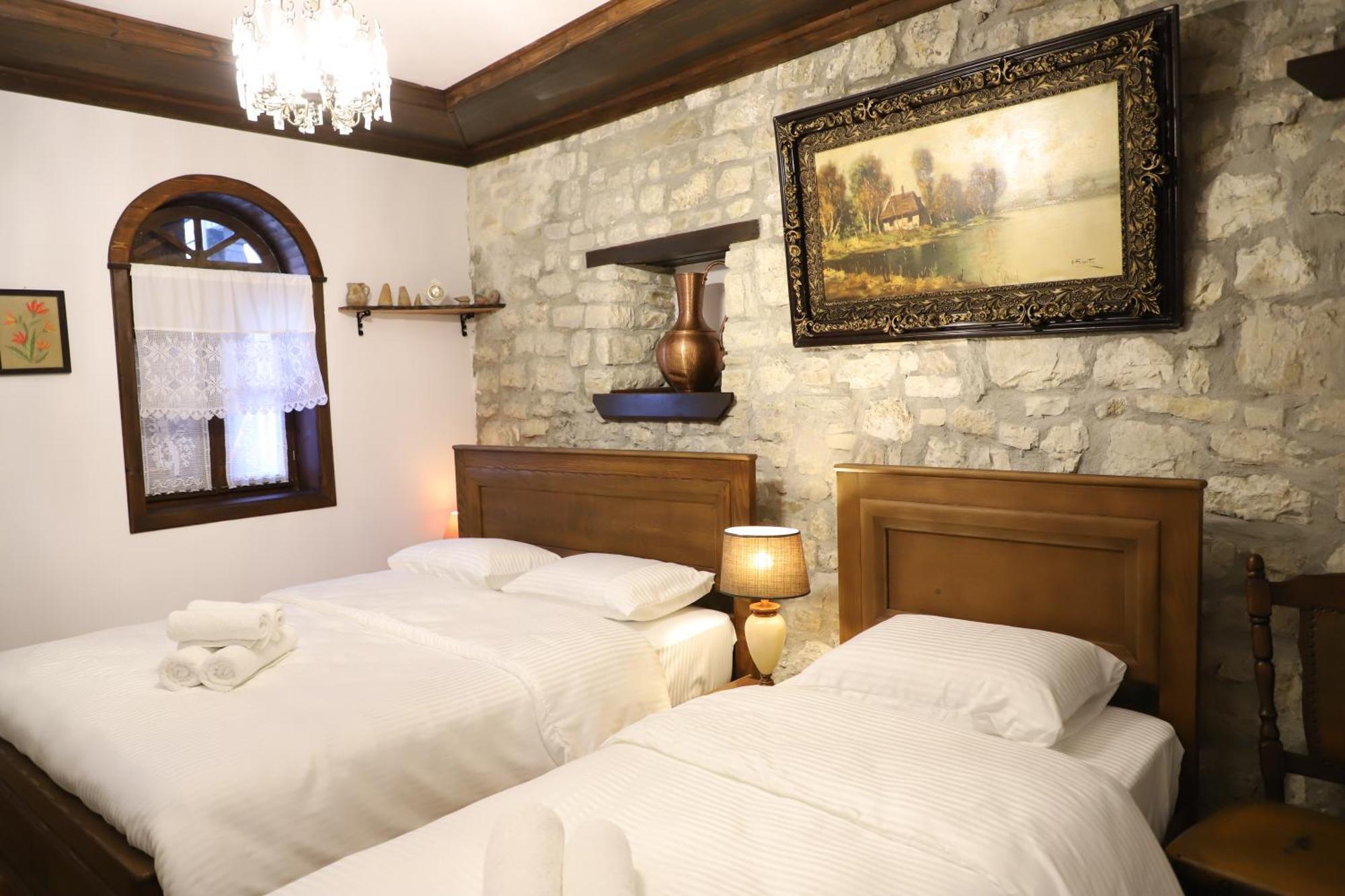 Vila Art Berat Castle Zewnętrze zdjęcie