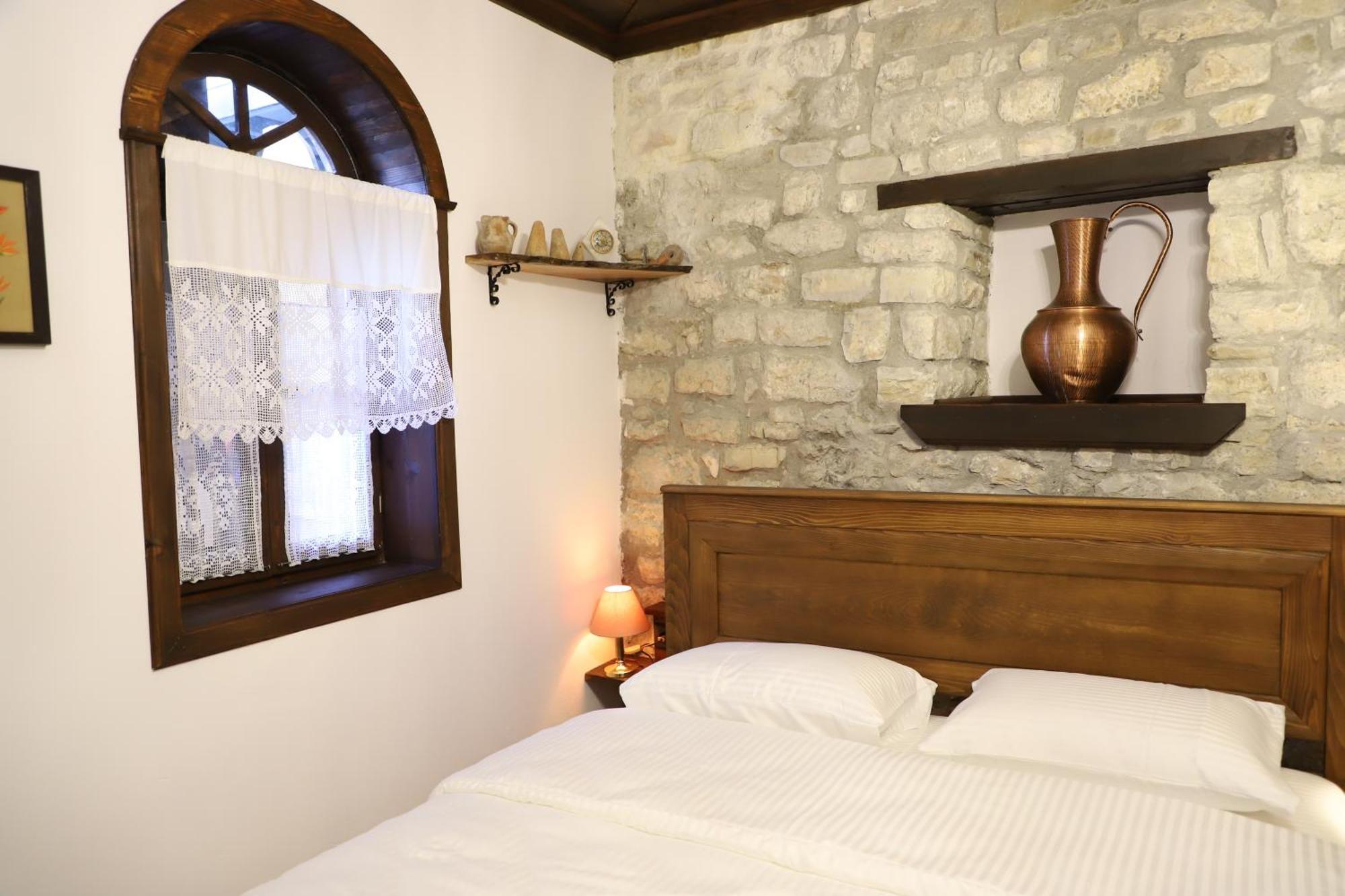 Vila Art Berat Castle Zewnętrze zdjęcie